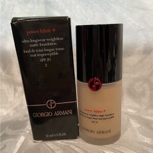 Giorgio Armani Power Fabric Foundation - SPF 20  #2 color New with Box
